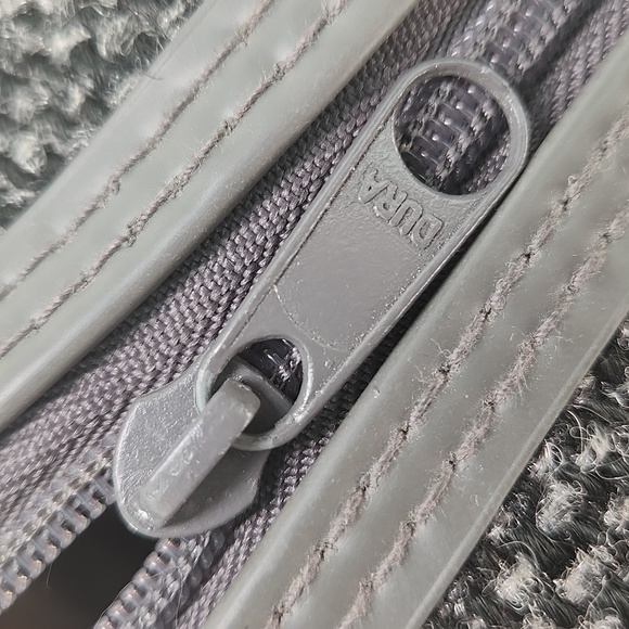 PIERRE CARDIN Waterproof Carry On Travel Bag, Vintage 80s - Picture 10 of 17